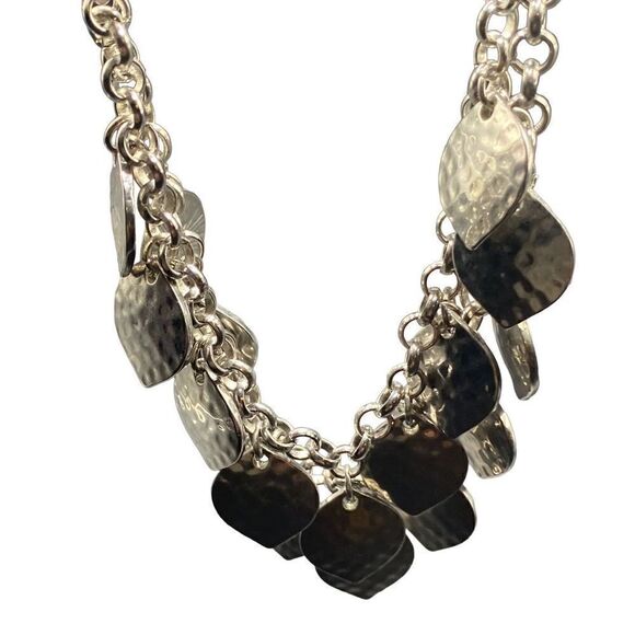 Silver tone double row hammered leaves on silver tone chain bib necklace - Picture 4 of 7